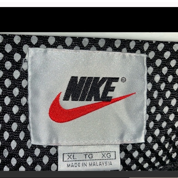 Nike Nylon Hoodie - Picture 5 of 7